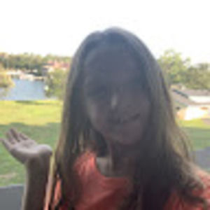 Meet your Posher, Kira